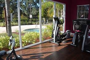 Lucaya 3 Bedroom 2 Bath Townhome!