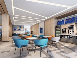 Holiday Inn Express Shenzhen North Station by IHG