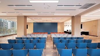 Holiday Inn Express Shenzhen North Station by IHG