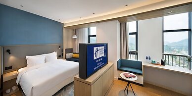 Holiday Inn Express Shenzhen North Station by IHG