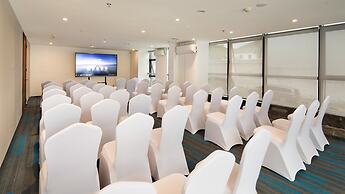 Holiday Inn Express Shenzhen North Station by IHG