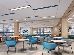 Holiday Inn Express Shenzhen North Station by IHG