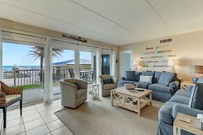 Spotted Sandpiper Condo Easy access to Pier, Pool and Beach Access are
