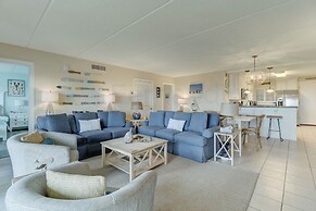 Spotted Sandpiper Condo Easy access to Pier, Pool and Beach Access are