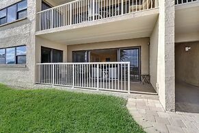 Spotted Sandpiper Condo Easy access to Pier, Pool and Beach Access are