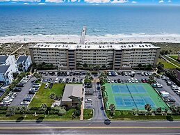 Spotted Sandpiper Condo Easy access to Pier, Pool and Beach Access are