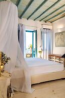 Karkos Beachfront Villa  Private pool