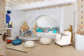 Karkos Beachfront Villa  Private pool