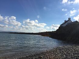 3 Bedroom Bungalow Moelfre- Private Garden,parking