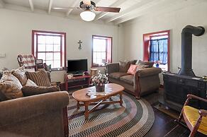 Stein Haus Ranch 4 Bedroom Home by RedAwning