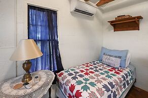 Stein Haus Ranch 4 Bedroom Home by RedAwning