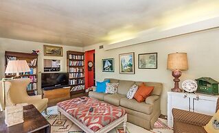 Fischer 3 Bedroom Farmhouse by Redawning