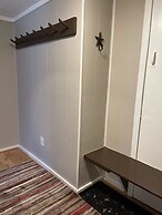 The Glen 60 3 Bedroom Condo by RedAwning