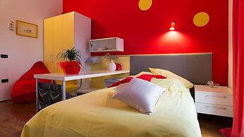 Villa Aylin, 5-bed, Next to the sea