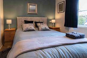 Impeccable 2-bed Apartment in Chipping Norton