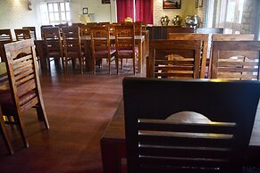 Majkhali Woods, Ranikhet, By Himalayan Eco Lodges