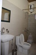 Majkhali Woods, Ranikhet, By Himalayan Eco Lodges