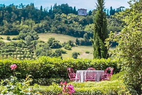 Stunning 6-bed Private Villa With Pool Near Venice