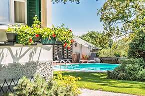 Stunning 6-bed Private Villa With Pool Near Venice