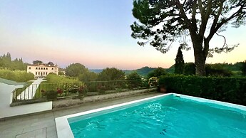 Stunning 6-bed Private Villa With Pool Near Venice