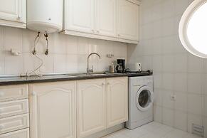 Immaculate 1-bed Apartment in Albufeira