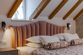 Villa Bante - Luxury Stone House