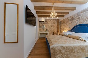 Villa Bante - Luxury Stone House