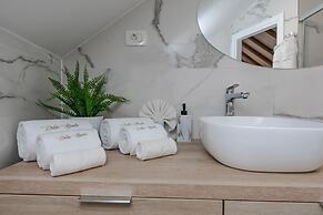 Villa Bante - Luxury Stone House