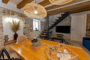 Villa Bante - Luxury Stone House