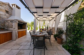 Villa Bante - Luxury Stone House