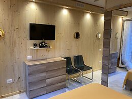 Apartment Sailing Yacht With Outdoor Swimmingpool