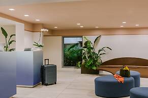 Hillsboro Beach Resort by Kasa