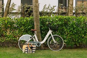 Hillsboro Beach Resort by Kasa