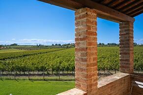 Charming 10 pax Villa in Cortona With Private Pool