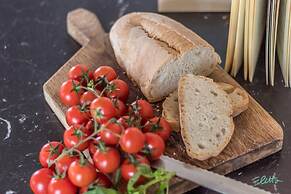 Charming 10 pax Villa in Cortona With Private Pool