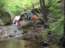 Lovely 4-bed House in Kosti