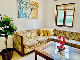 Seaside one Bedroom Apartment
