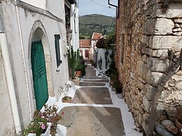 Nektarios Village House Near to Spinaloga