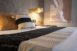 Casa Aakal Lagoon Front