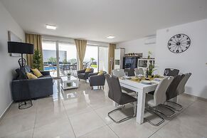 Luxury Villas Royal II with Private Pool