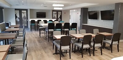 Comfort Inn & Suites Clarksville - Louisville North