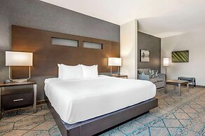 Comfort Inn & Suites Clarksville - Louisville North