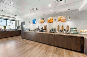 Comfort Inn & Suites Clarksville - Louisville North