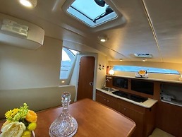 Stunning 2-bed Boat in Dreverna