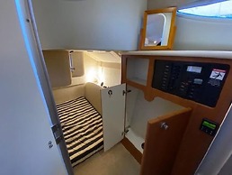 Stunning 2-bed Boat in Dreverna