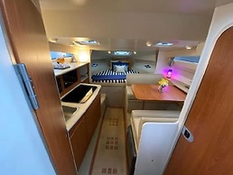 Stunning 2-bed Boat in Dreverna