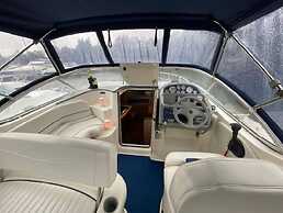 Stunning 2-bed Boat in Dreverna