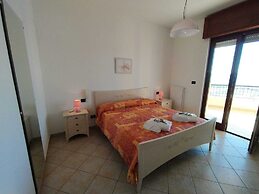 Rosa Virginia vista mare