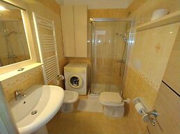 Rosa Virginia vista mare