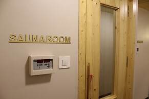 Hotel Rajhans Abhinandan